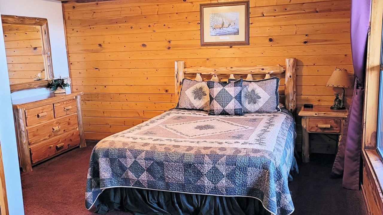Photo of Bedroom in Sylvan Shores