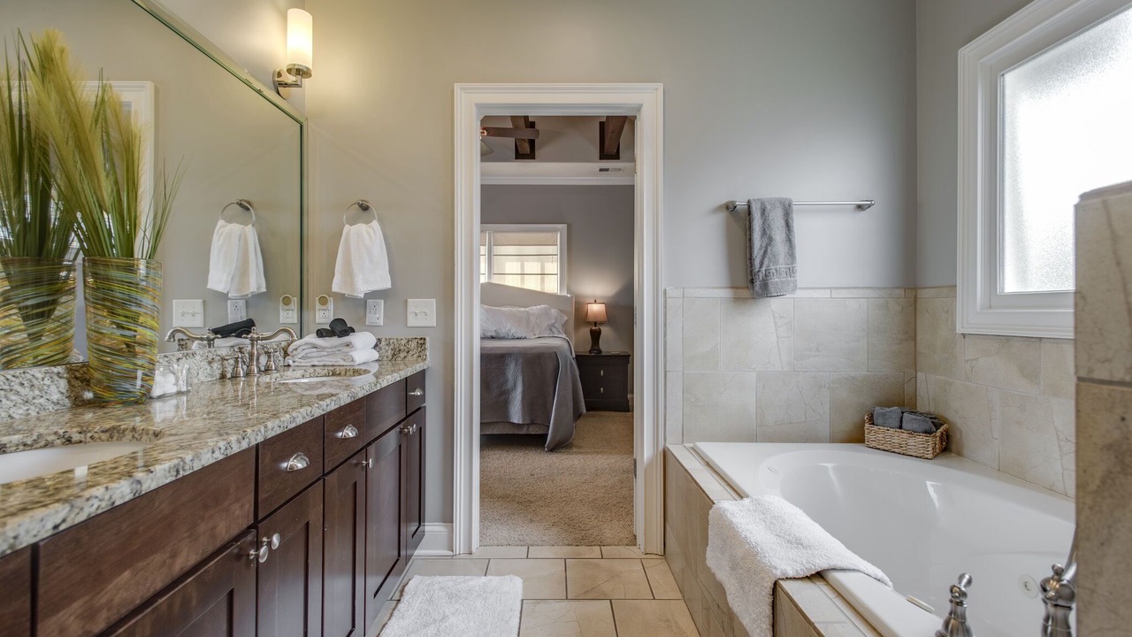 Photo of Bathroom in Hope Gardens