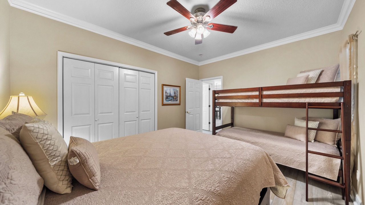 Photo of Bedroom in Lake Hamilton