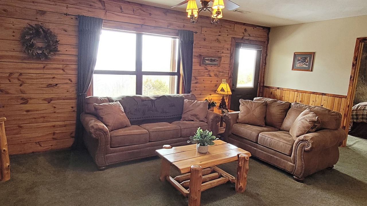 Photo of Livingroom in Sylvan Shores