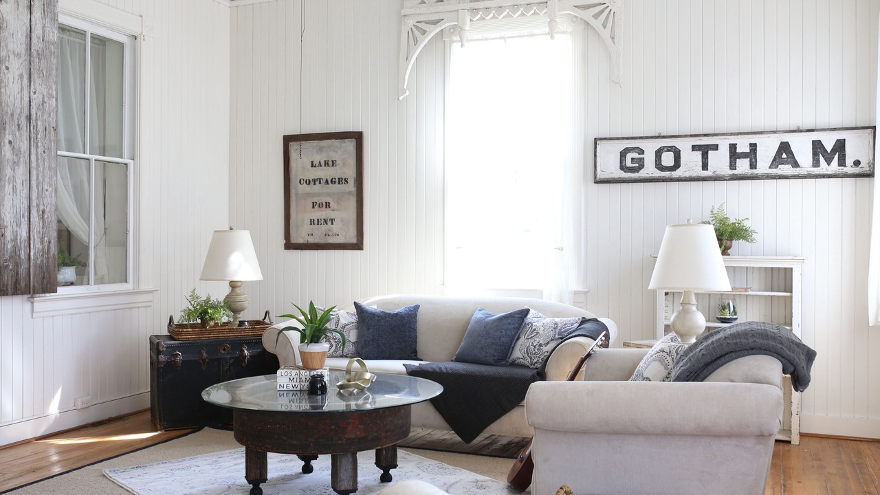 Photo of Livingroom in Gotham