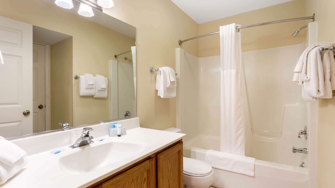 Photo of Bathroom in Lake Delton