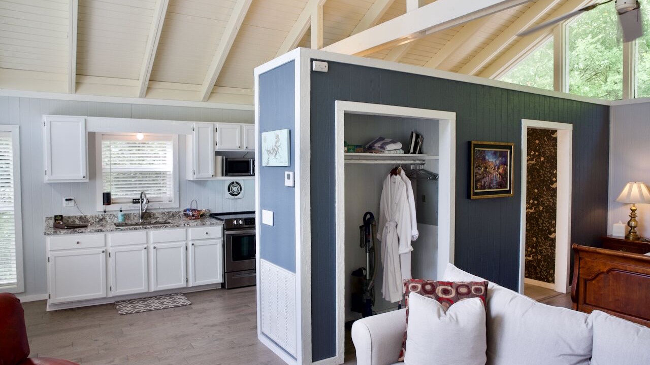 Photo of Bedroom in Sylvan Shores