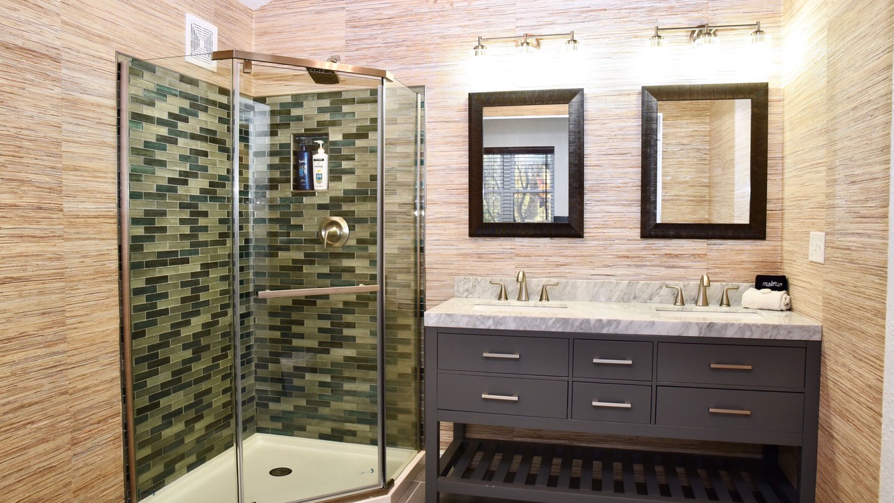 Photo of Bathroom in Sylvan Shores