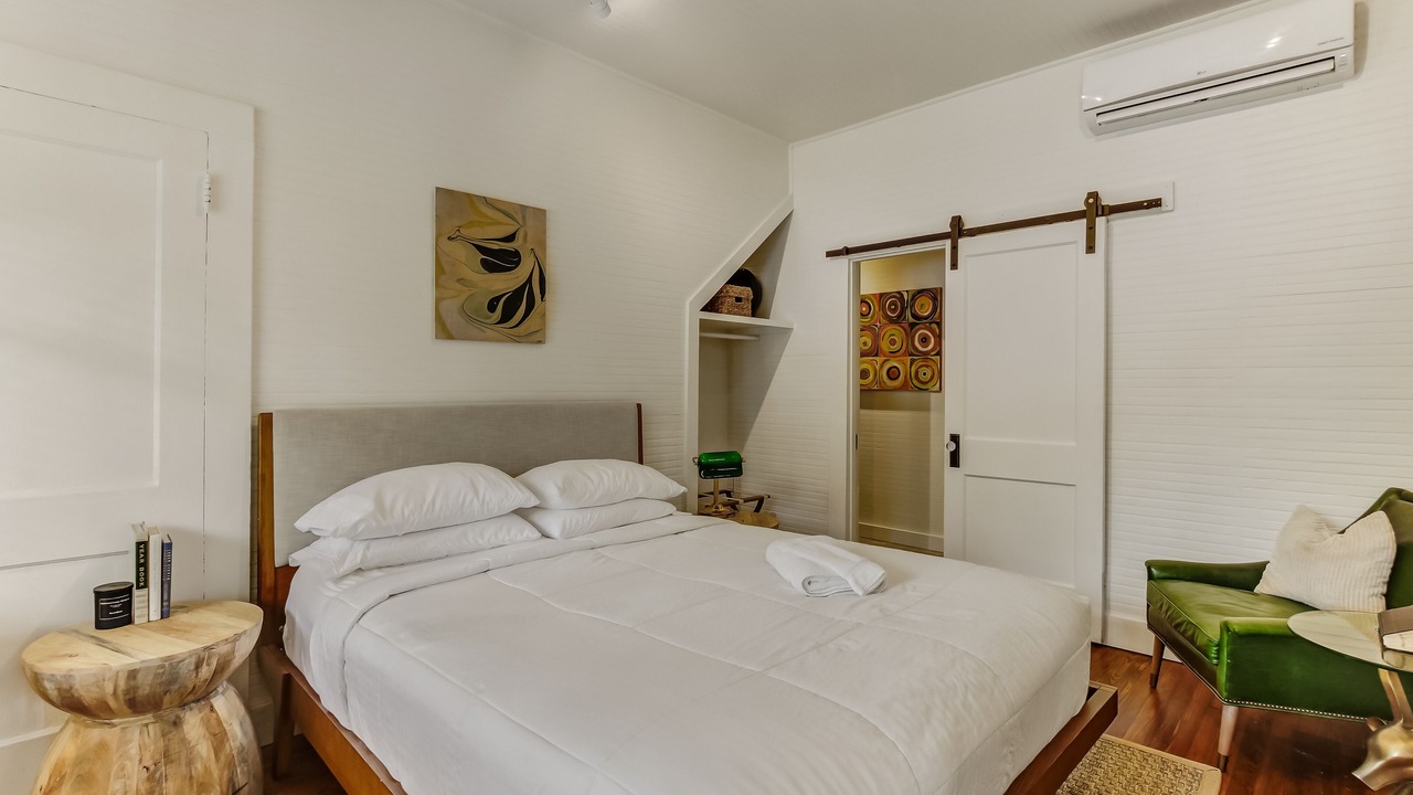 Photo of Bedroom in Saint Simons Island