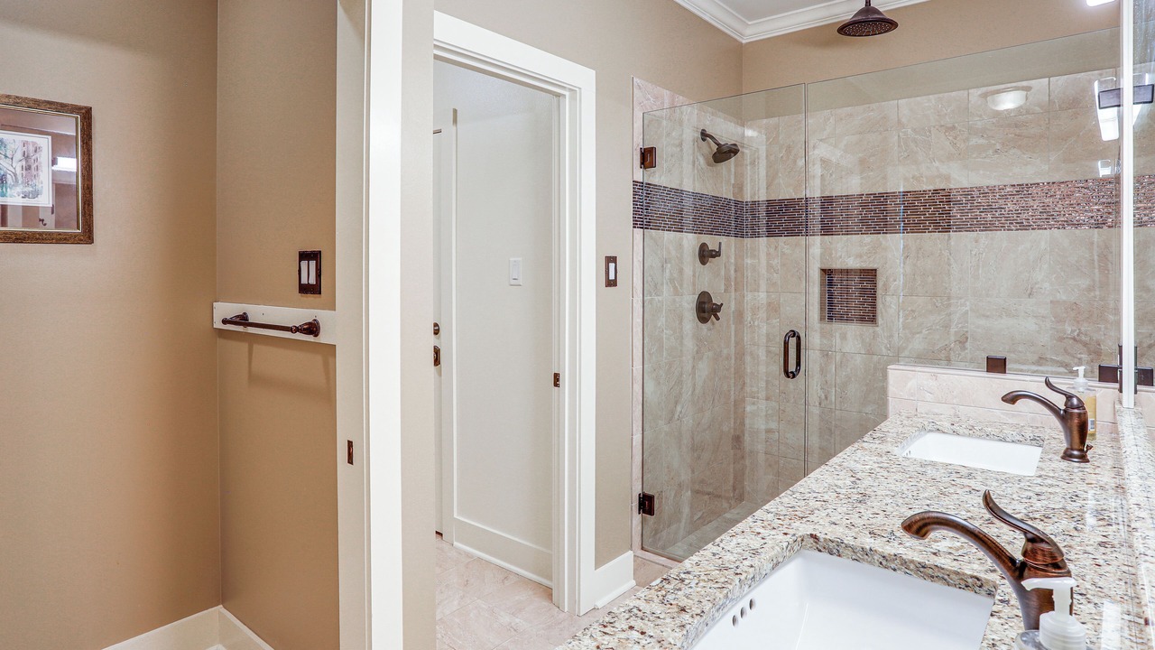 Photo of Bathroom in Greers Ferry