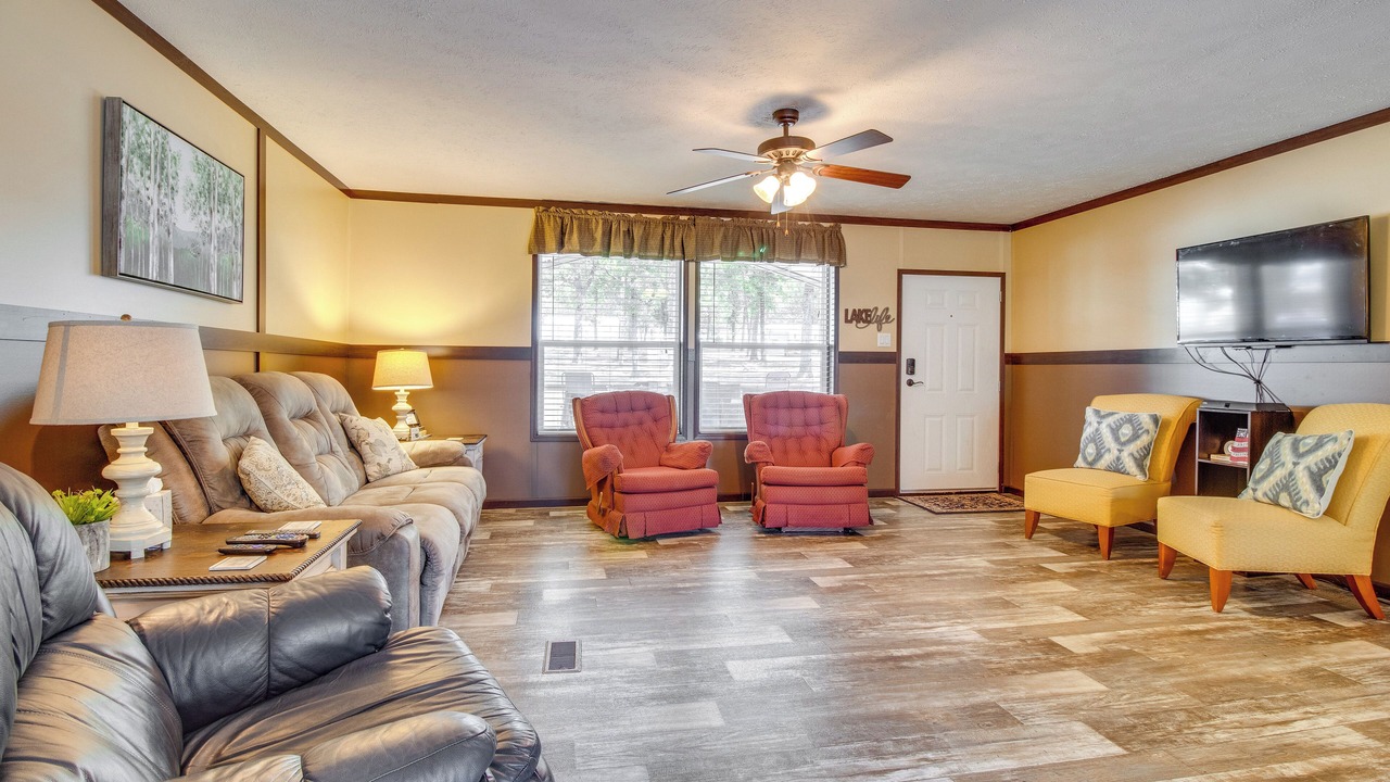 Photo of Livingroom in Greers Ferry