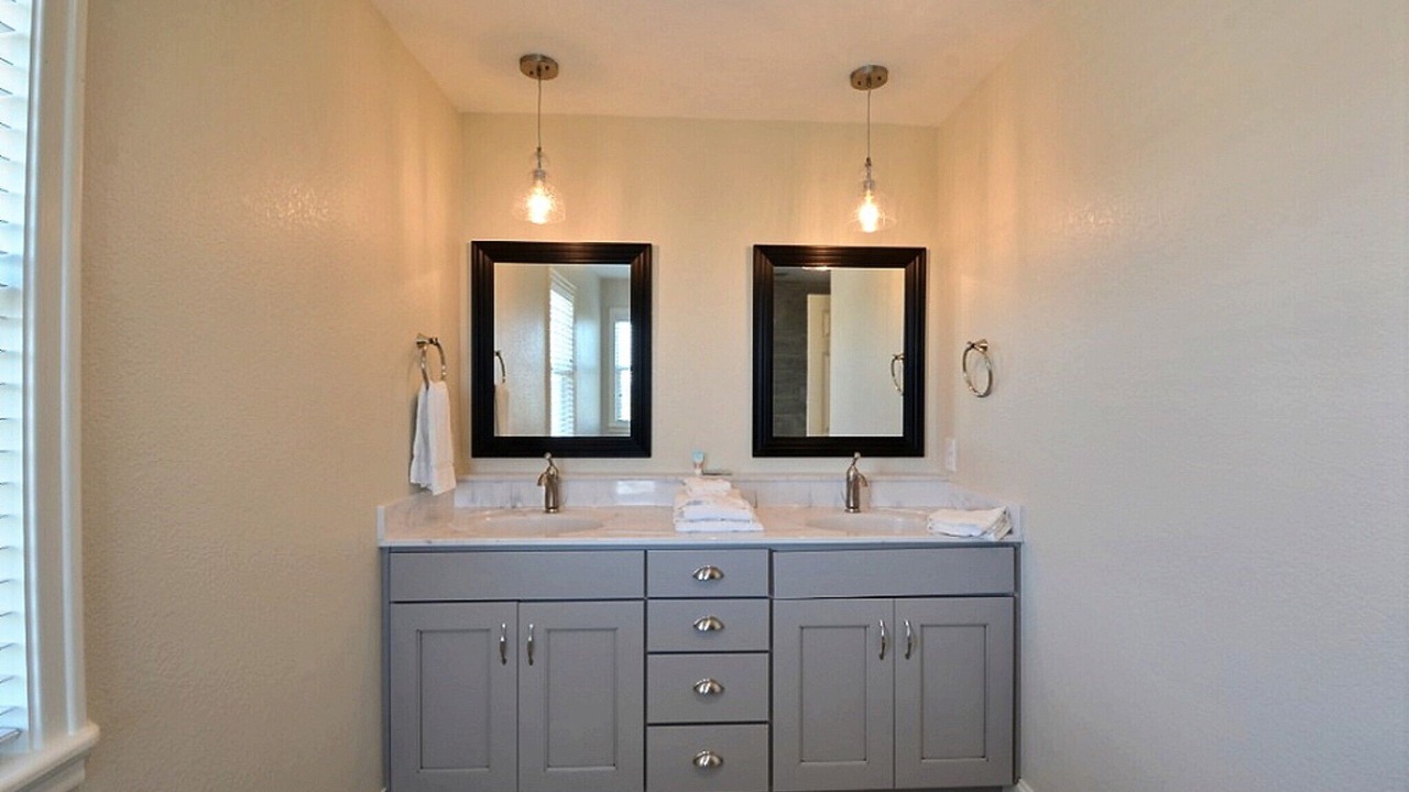 Photo of Bathroom in Ocracoke