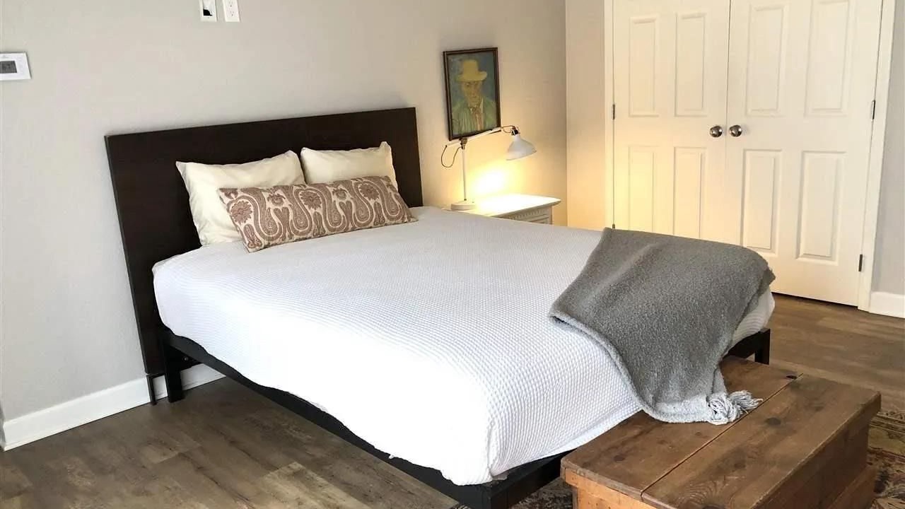 Photo of Bedroom in Mid America