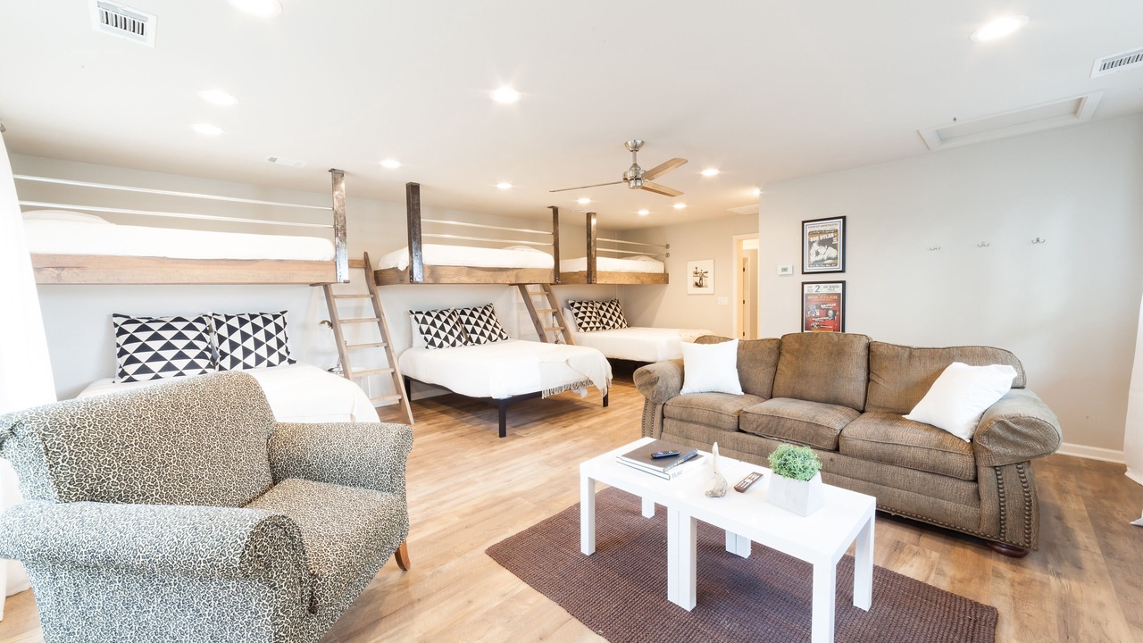 Photo of Bedroom in Mid America