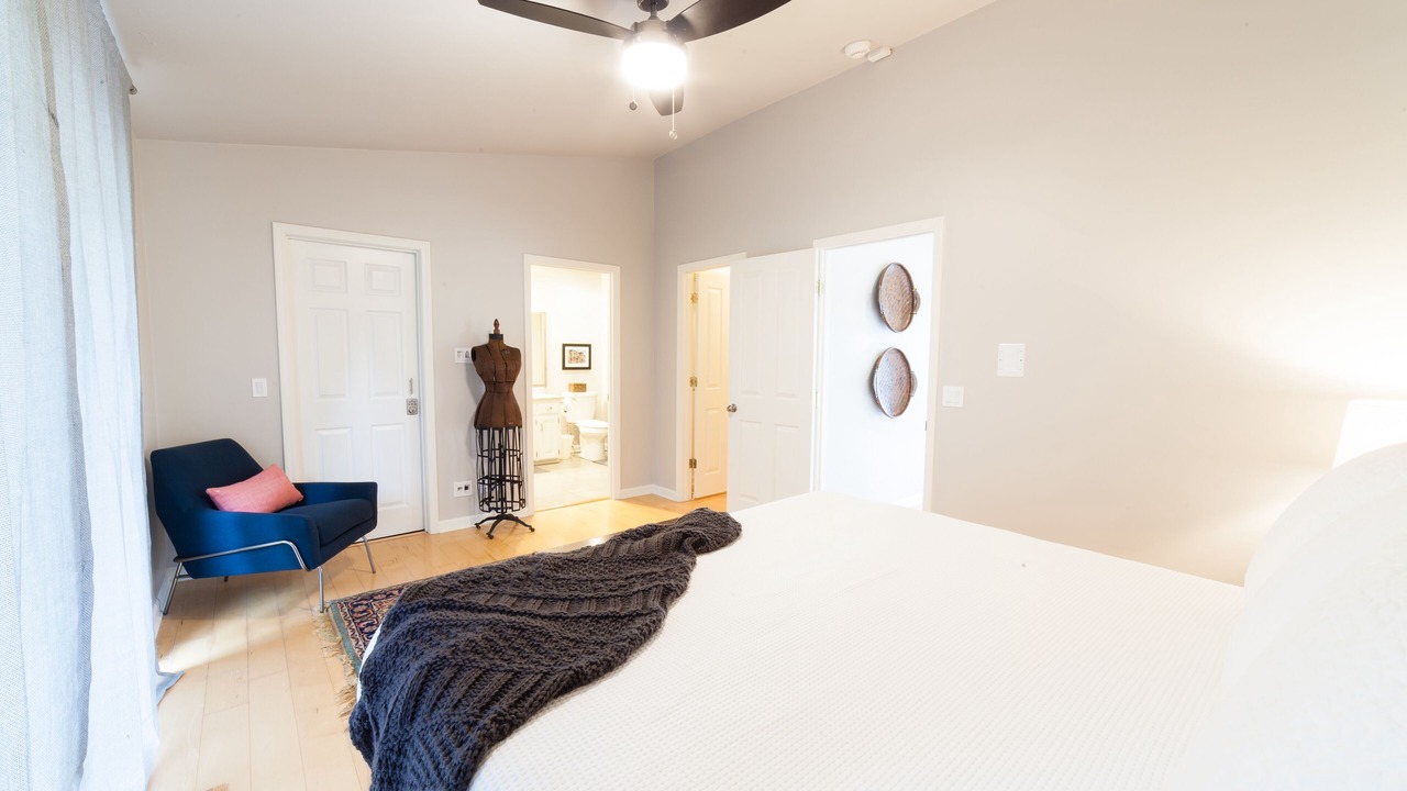 Photo of Bedroom in Mid America