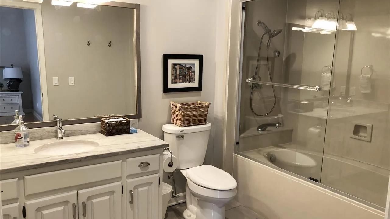 Photo of Bathroom in Mid America