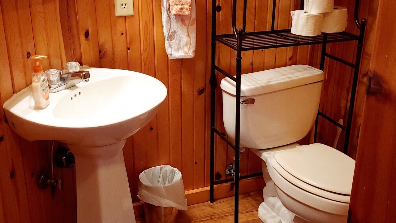 Photo of Bathroom in Eureka Springs