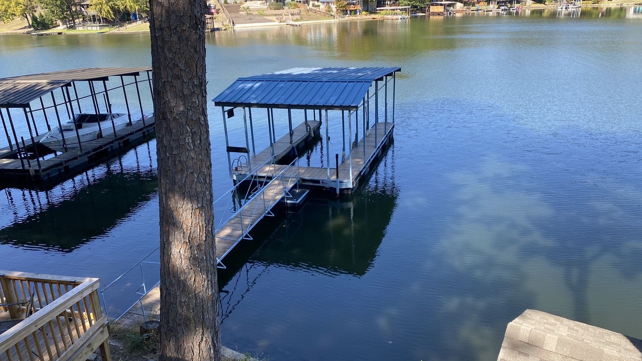 Photo of Others in Piney