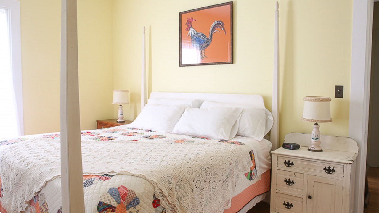 Photo of Bedroom in Lone Rock