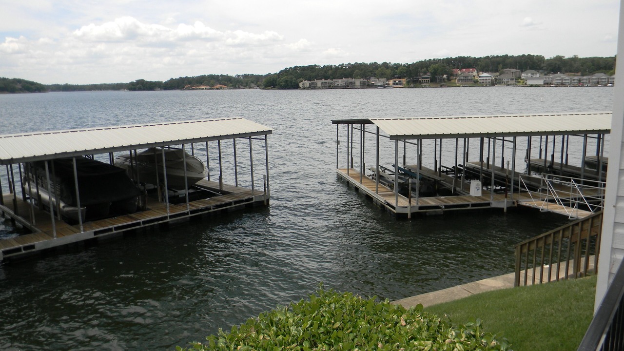 Photo of Others in Lake Hamilton