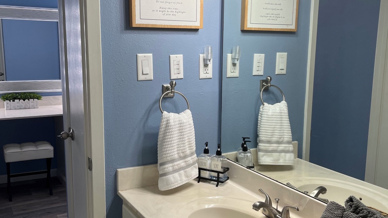 Photo of Bathroom in Lake Hamilton