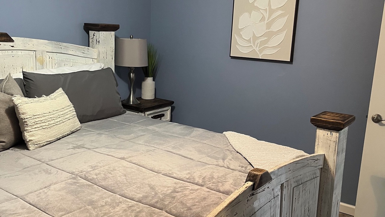 Photo of Bedroom in Lake Hamilton