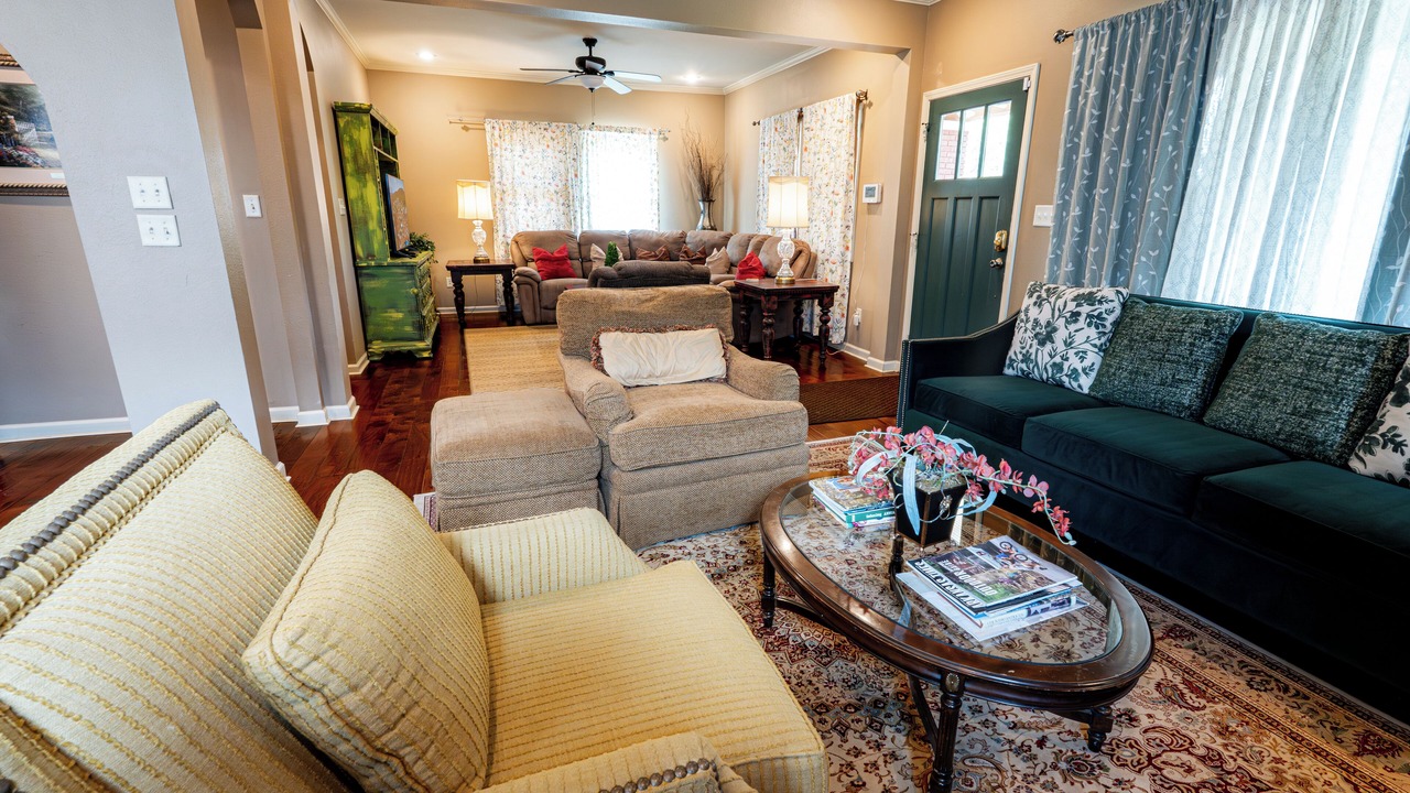 Photo of Livingroom in Capitol Hill