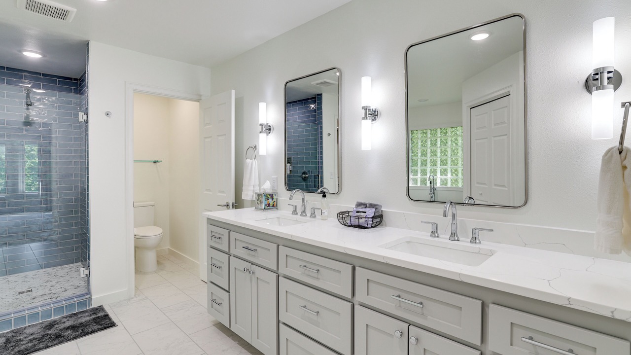 Photo of Bathroom in Bella Vista