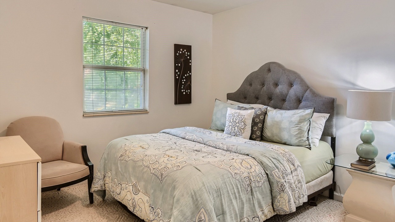 Photo of Bedroom in Windsor Green