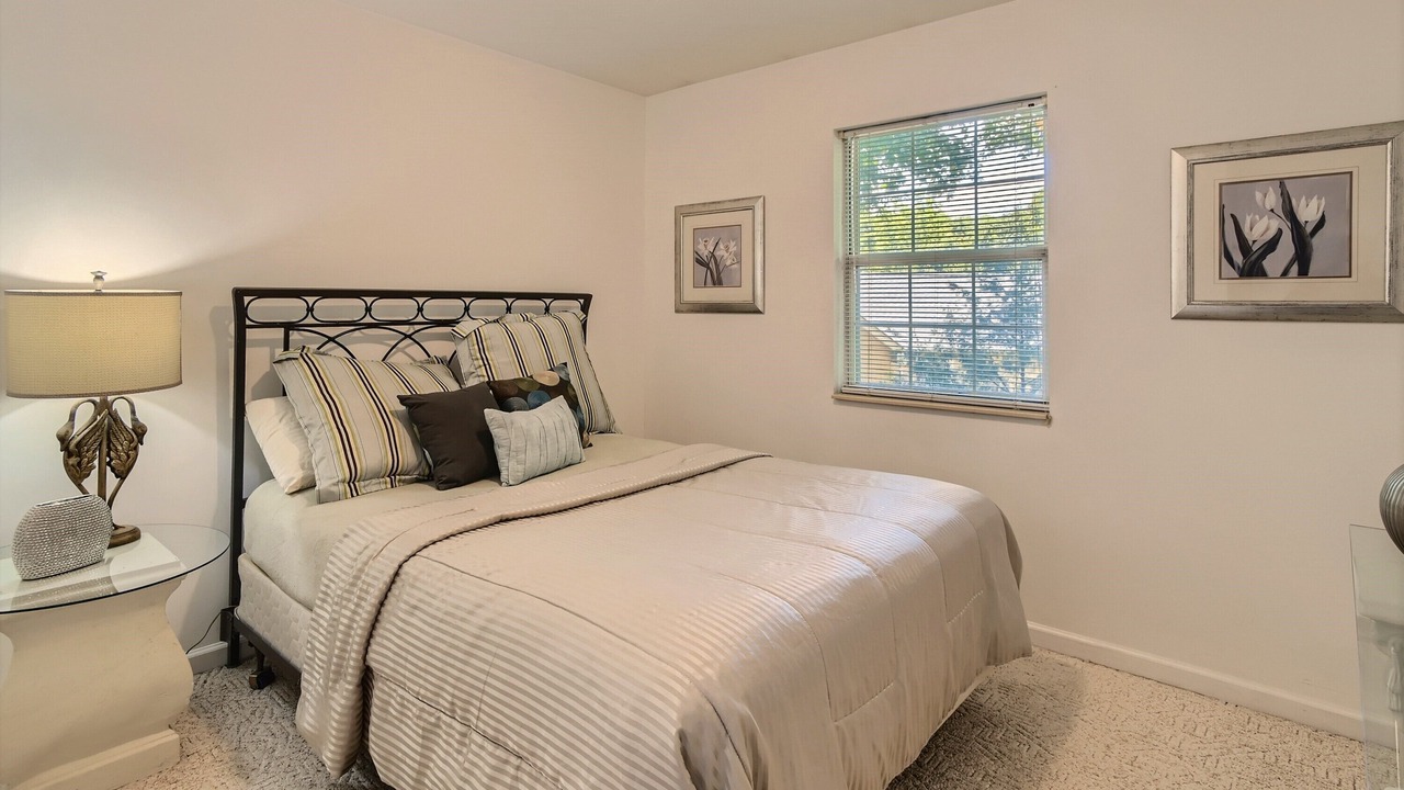 Photo of Bedroom in Windsor Green