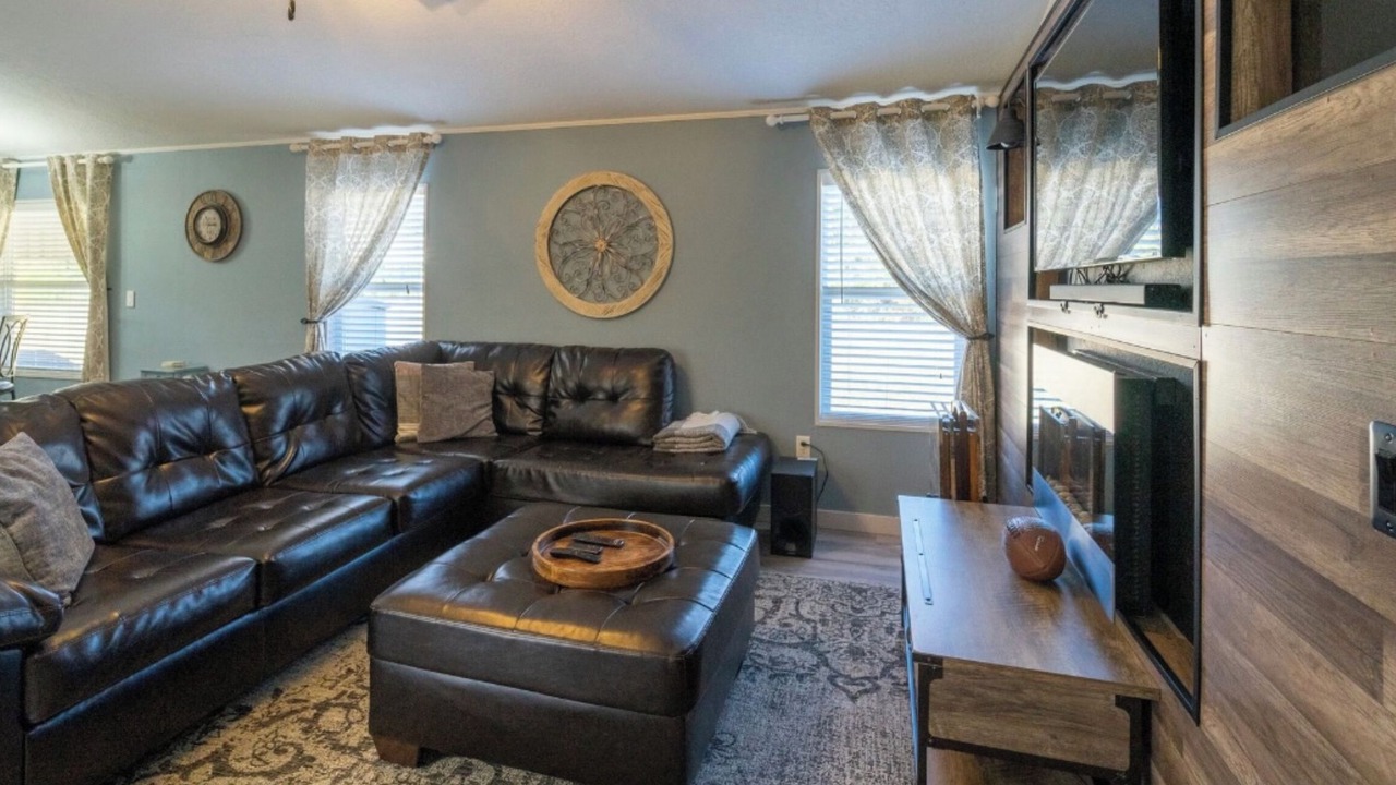Photo of Livingroom in Thackerville