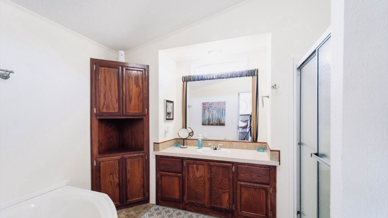 Photo of Bathroom in Thackerville