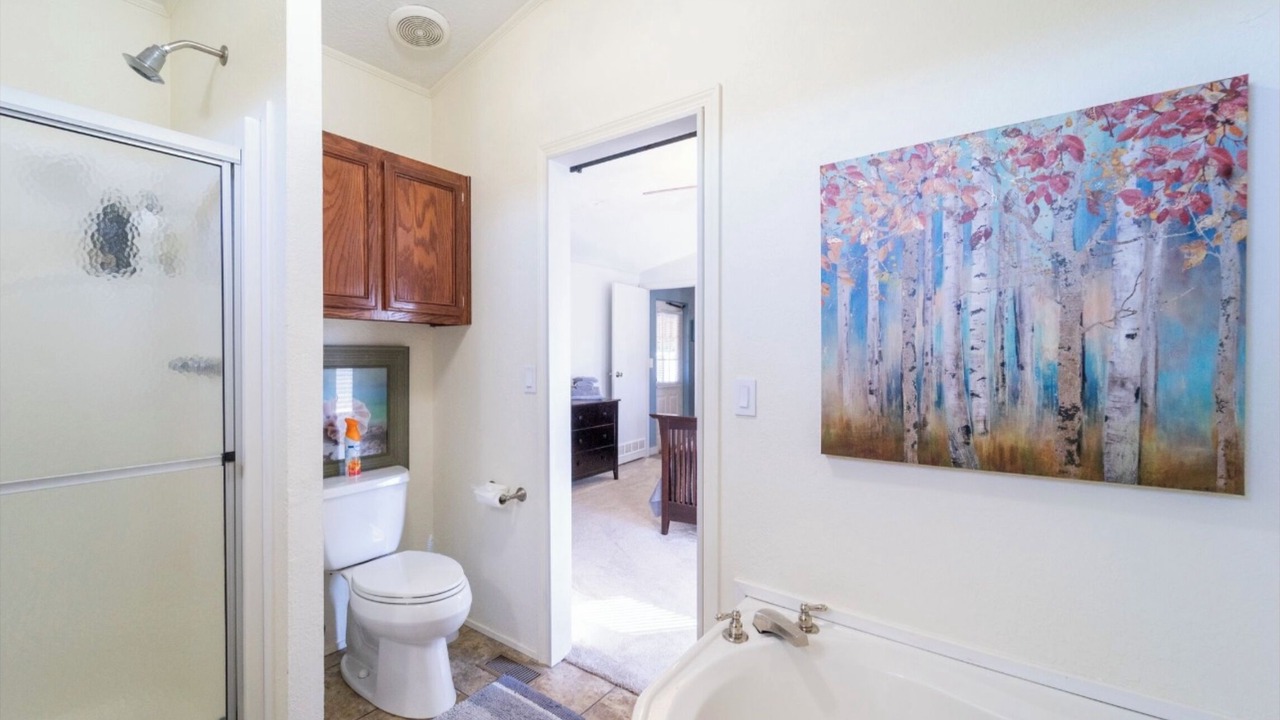 Photo of Bathroom in Thackerville