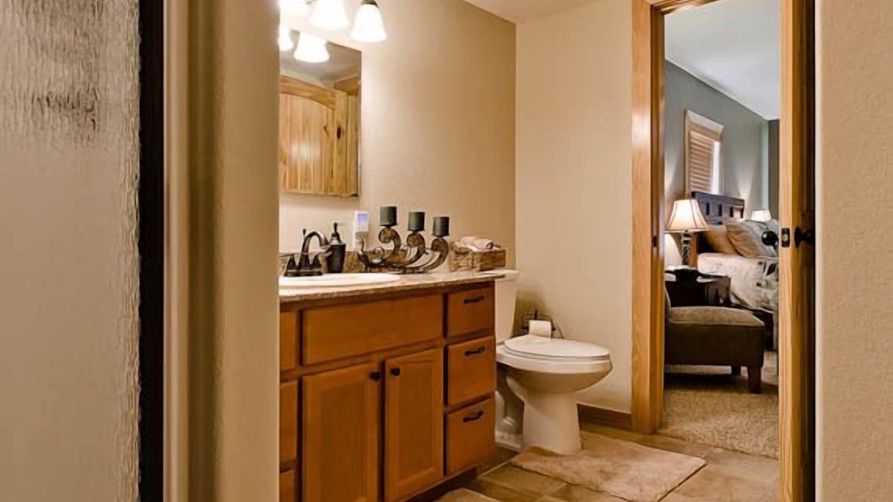 Photo of Bathroom in Sylvan Shores