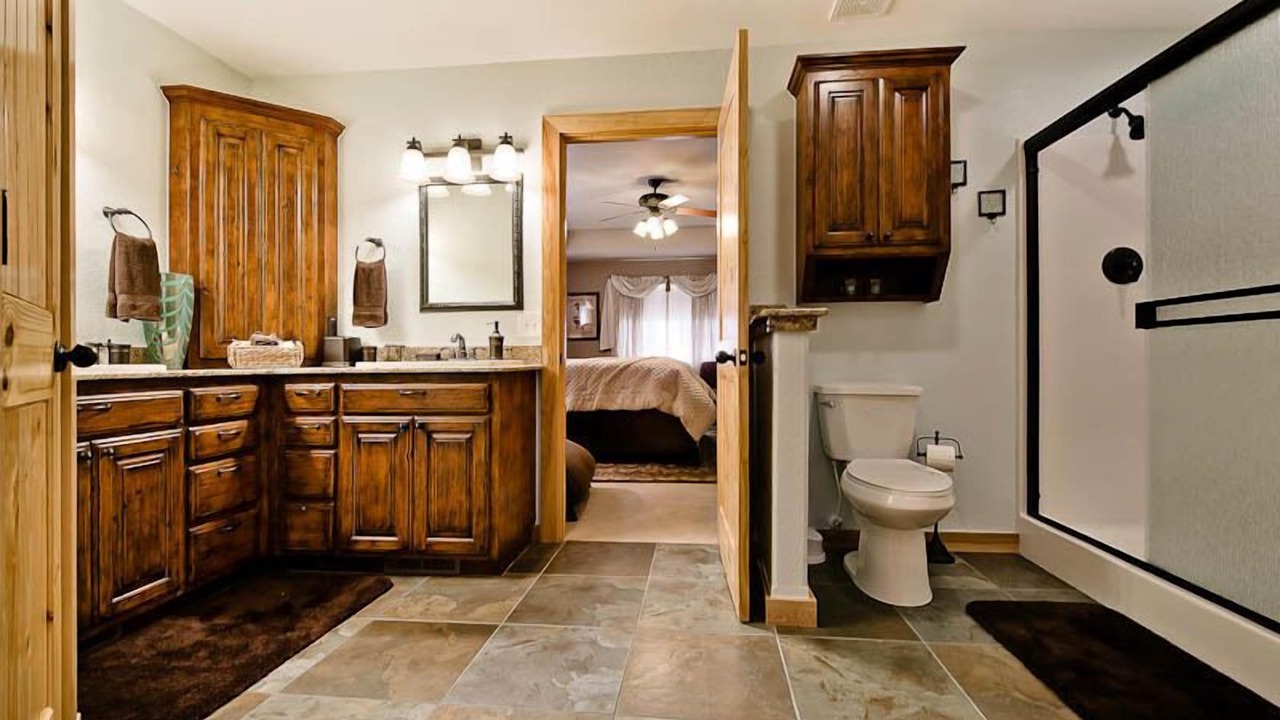 Photo of Bathroom in Sylvan Shores