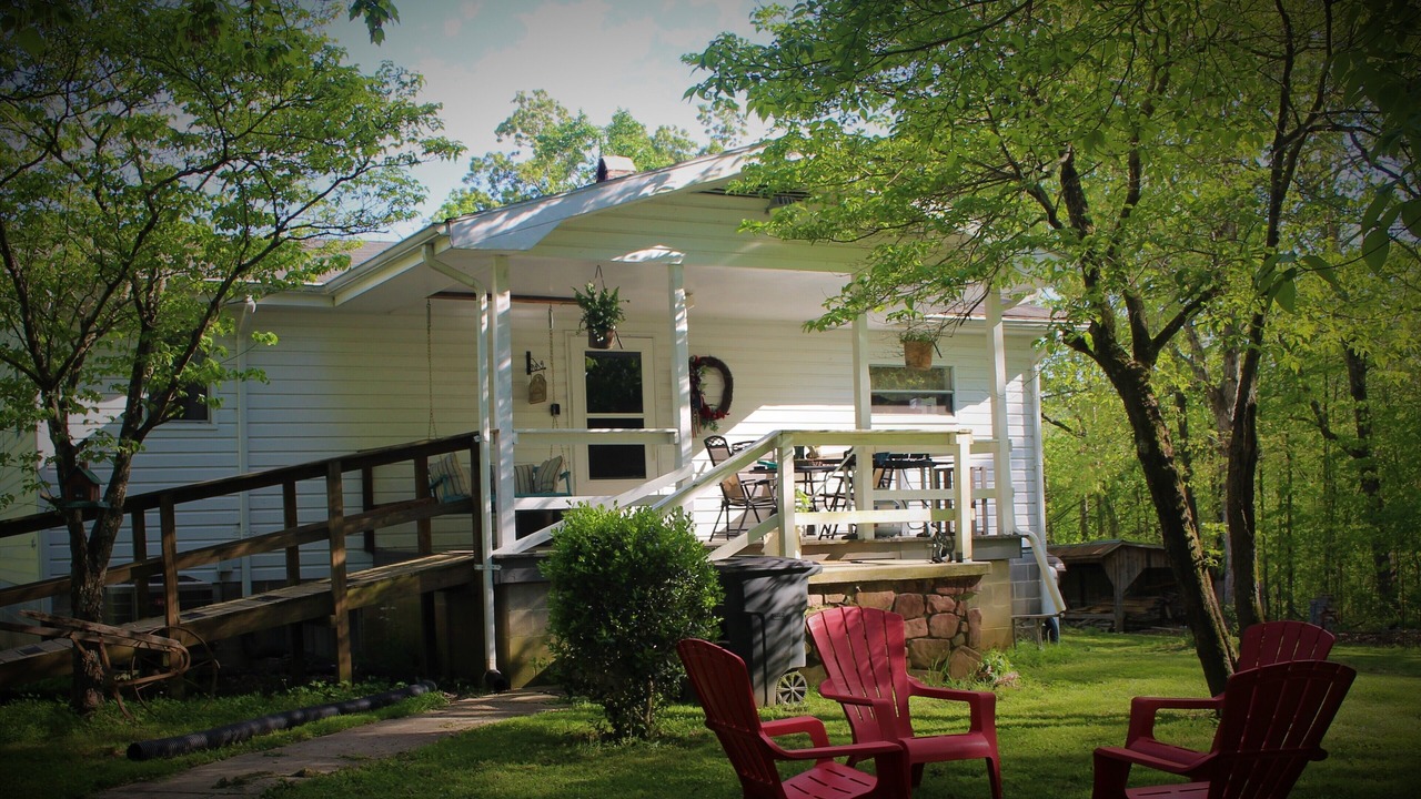 Photo of Outdoor in Madisonville