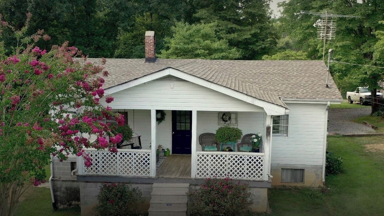 Photo of Outdoor in Madisonville