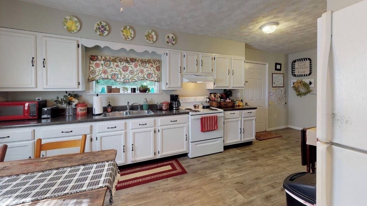 Photo of Kitchen in Madisonville