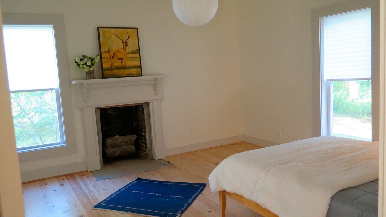 Photo of Bedroom in Taylor