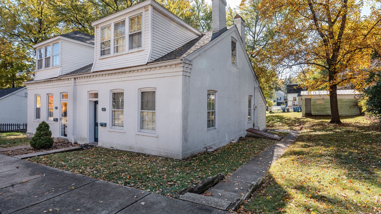 Photo of Others in St. Charles Historic District