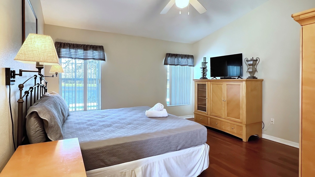 Photo of Bedroom in Buena Ventura Lakes