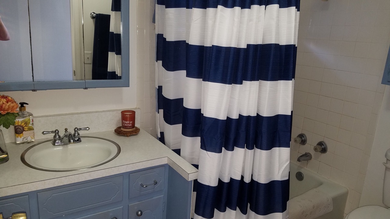 Photo of Bathroom in Beaver Shores