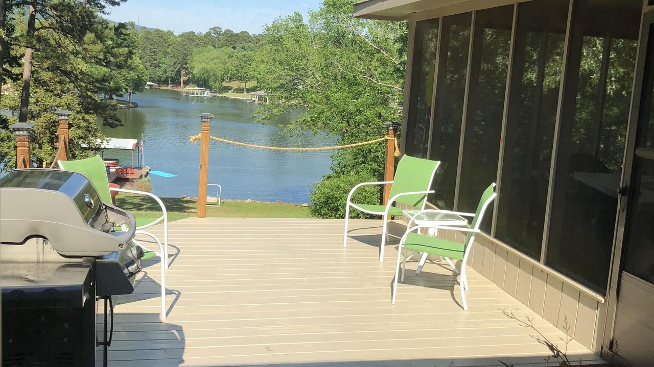Photo of Patio Balcony in Piney