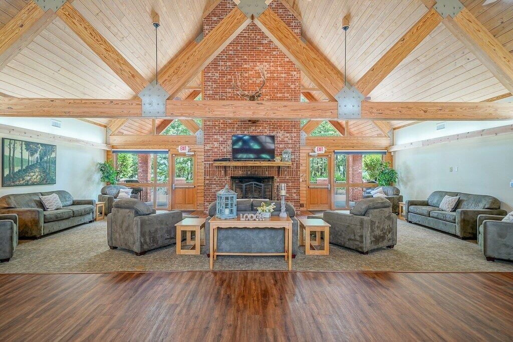 Photo of Livingroom in Amity