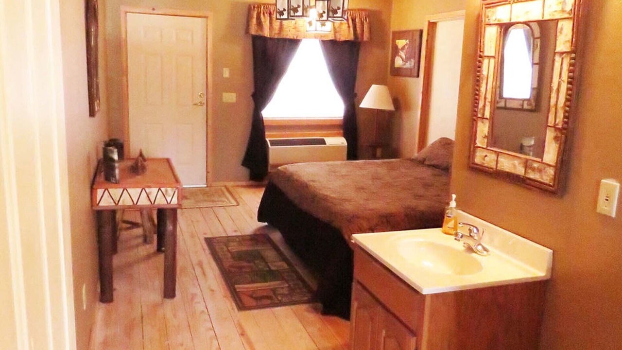 Photo of Bedroom in Jasper