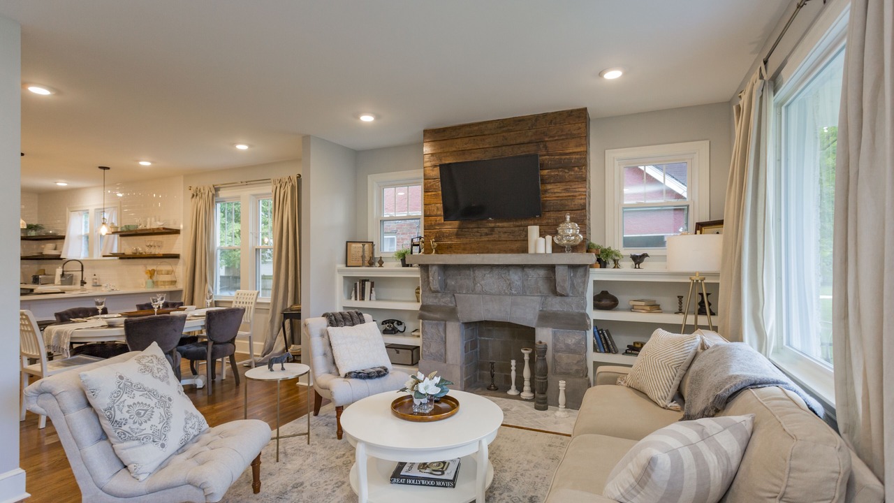 Photo of Livingroom in Melrose