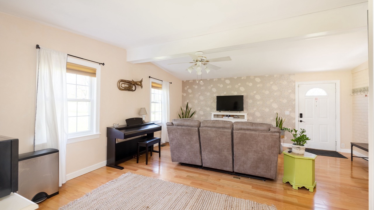 Photo of Livingroom in Goodlettsville