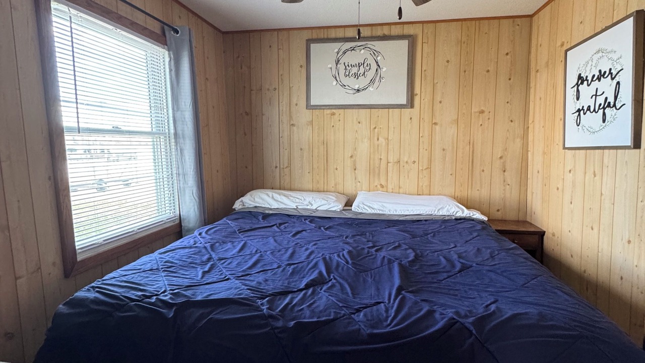 Photo of Bedroom in Shell Lake