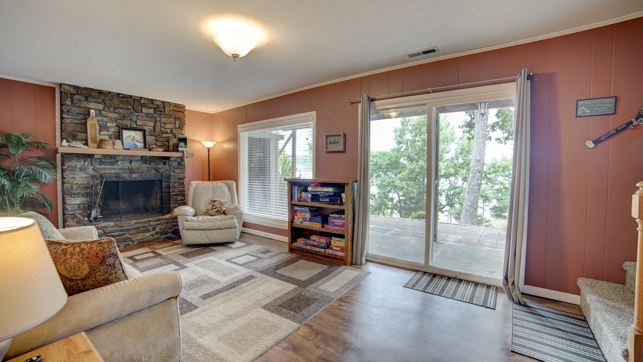 Photo of Livingroom in Rogers