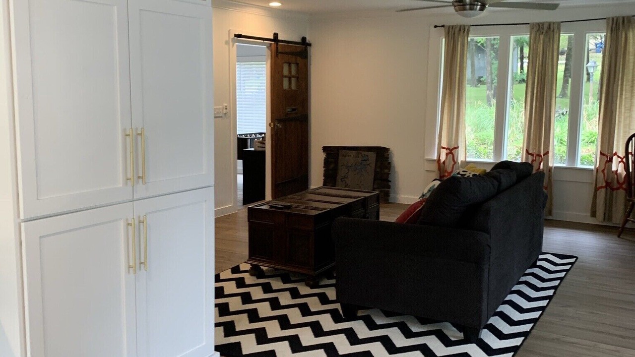 Photo of Livingroom in Rogers