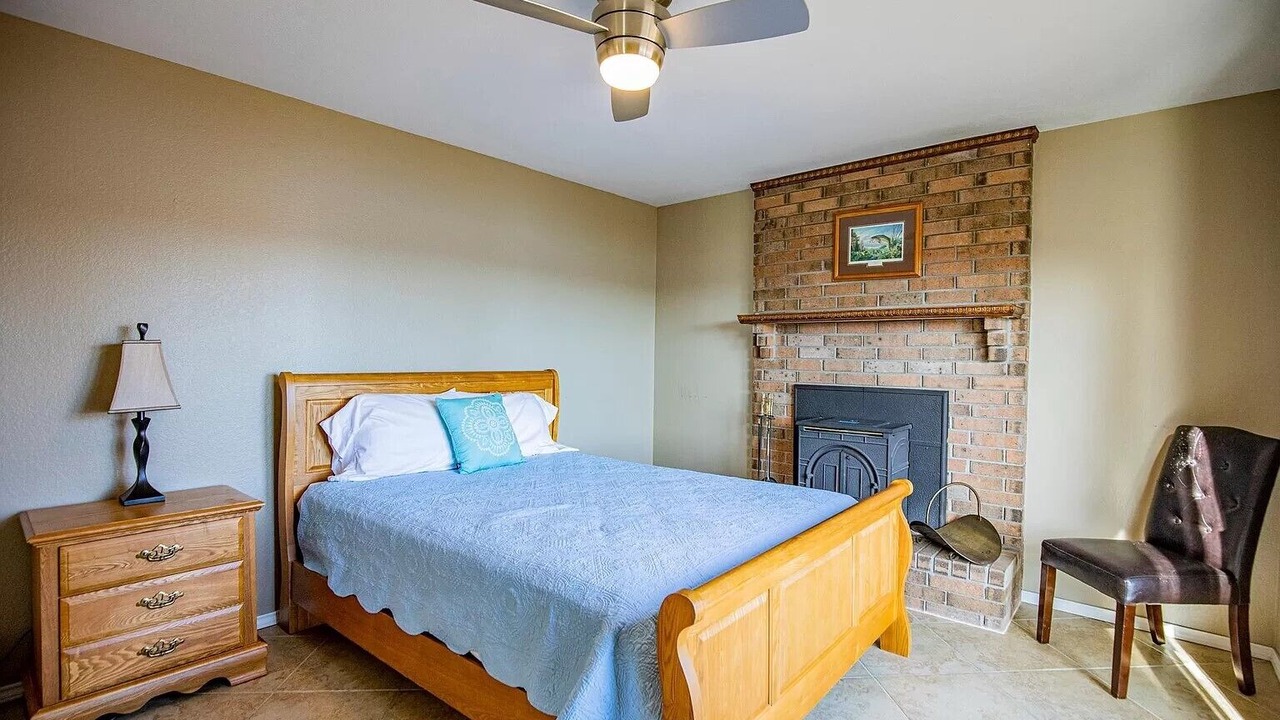 Photo of Bedroom in Beaver Shores