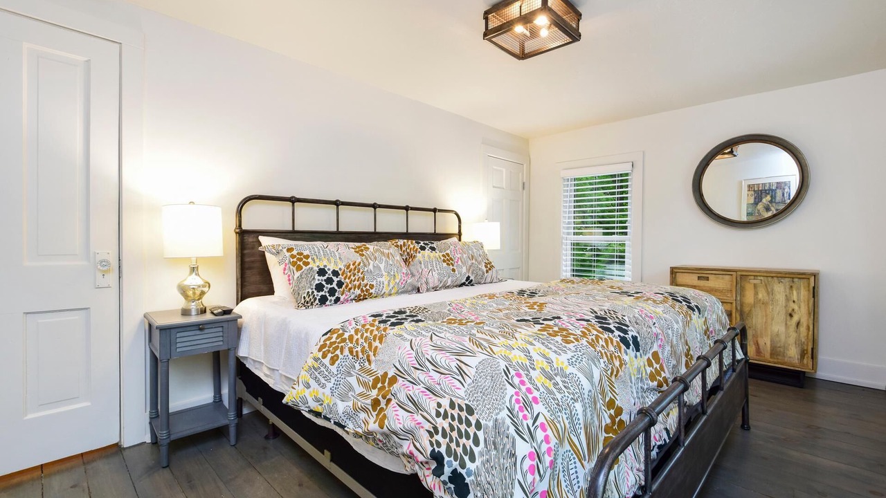 Photo of Bedroom in Saugatuck
