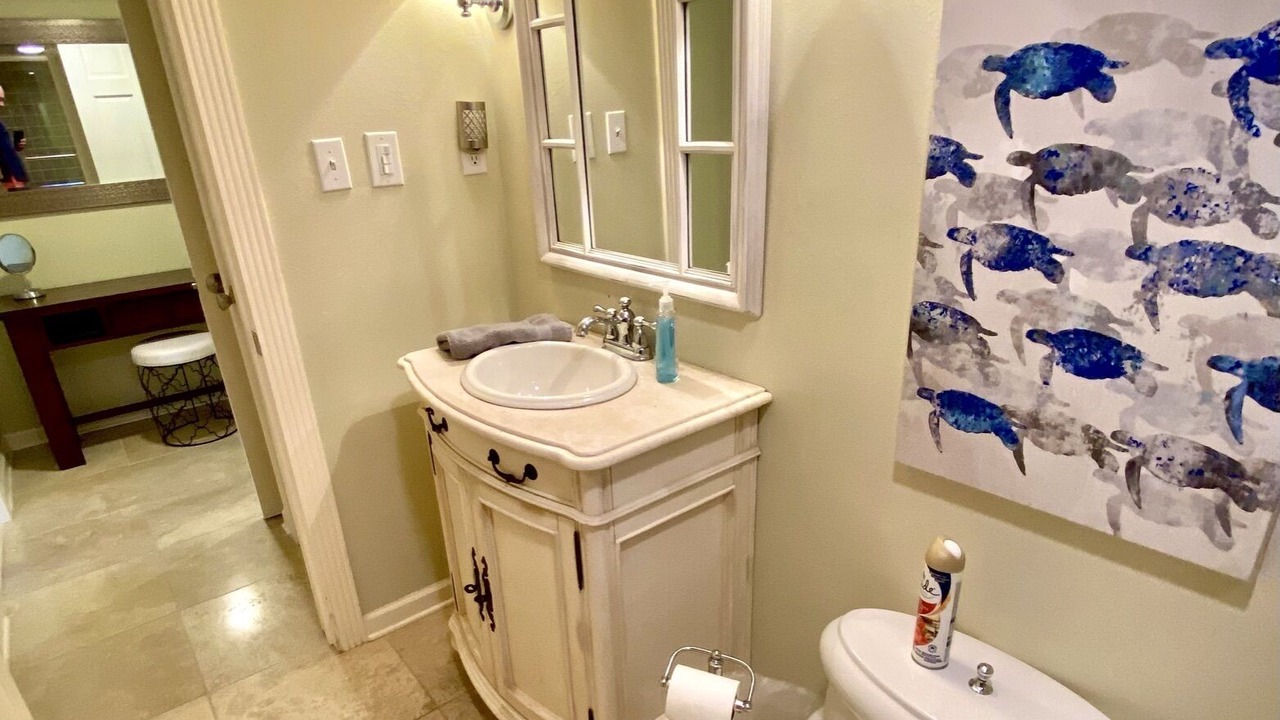 Photo of Bathroom in Lake Hamilton