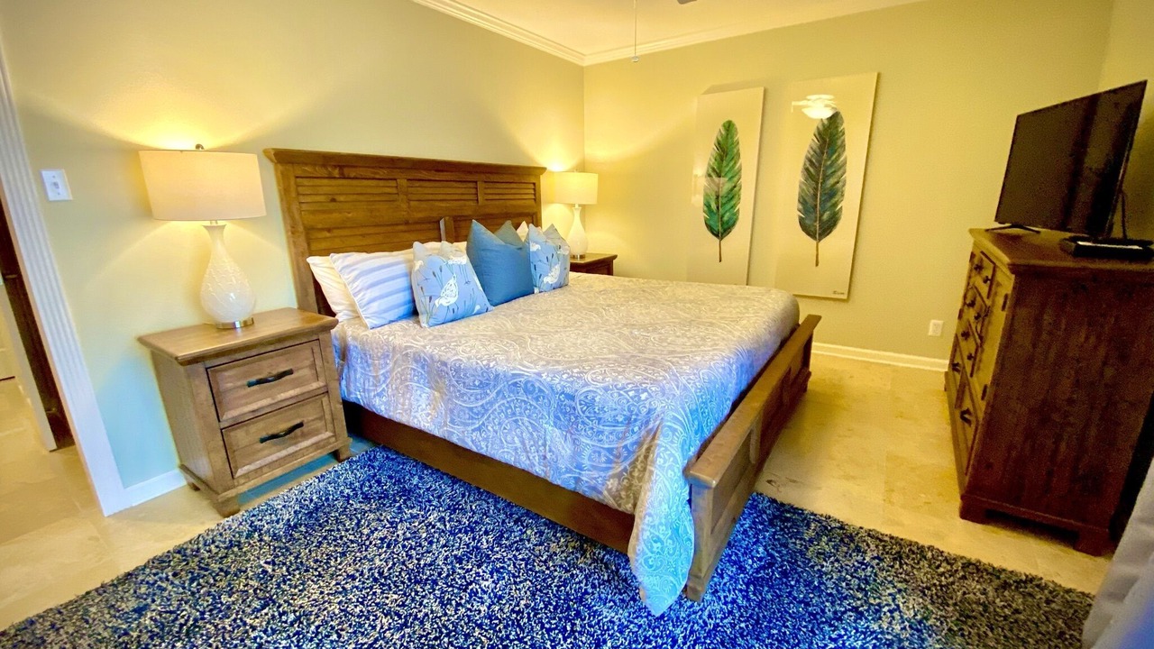 Photo of Bedroom in Lake Hamilton